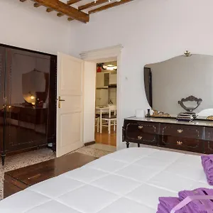  Bed & Breakfast Duomo-centro Storico Casa Tipica Centro Storico
